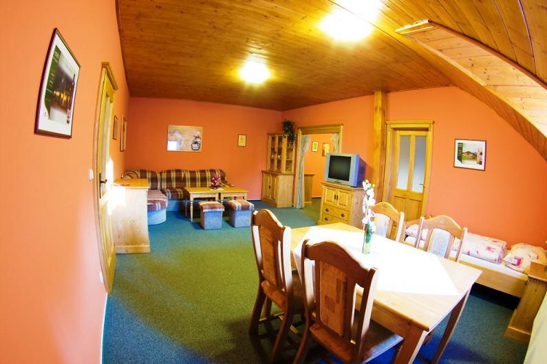 Vinarstvi U Kaplicky Hotell Zaječí Rum bild